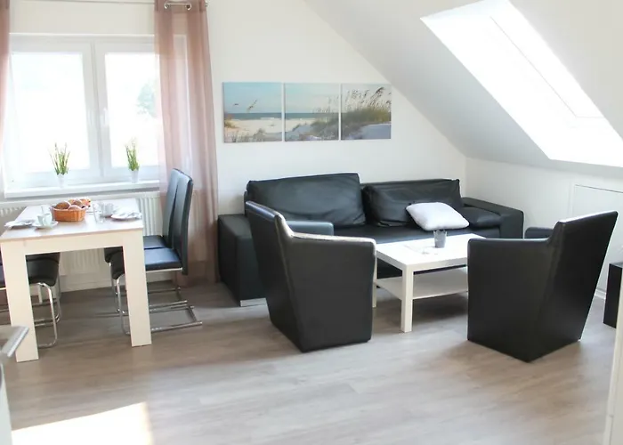 Haus Willi - Kleine & Schnuckelige Ferienwohnung In Ortenberg Mit Wlan Balkon Parkplatz - Neu & Sauber & Gemuetlich