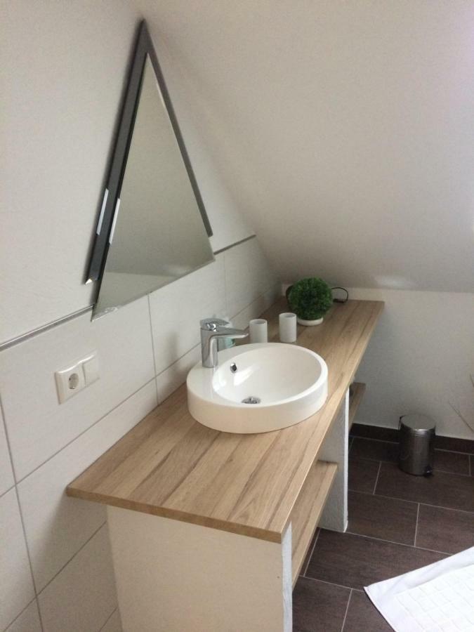 Appartement Haus Willi - Kleine & Schnuckelige In Ortenberg Mit Wlan Balkon Parkplatz - Neu & Sauber & Gemuetlich *