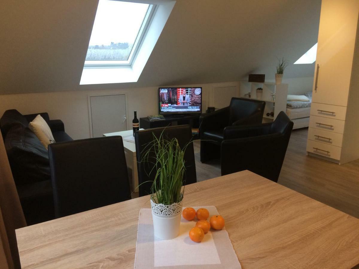Appartement Haus Willi - Kleine & Schnuckelige In Ortenberg Mit Wlan Balkon Parkplatz - Neu & Sauber & Gemuetlich *